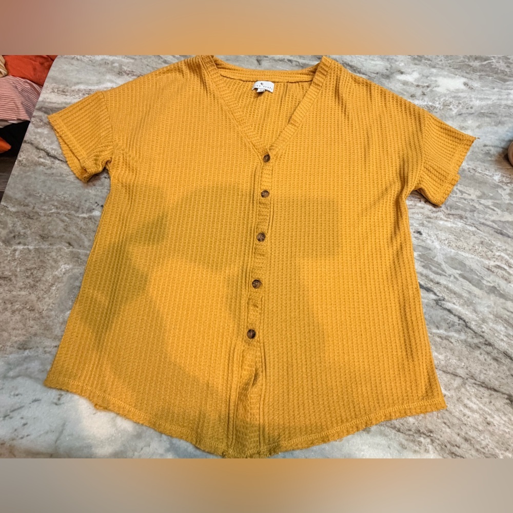 True Craft Mustard Yellow Thermal Knit Sweater Size Medium Button Detail